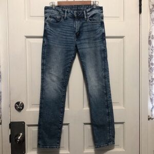 𝅺american Eagle Outfitters AirFlex+ Blue Jeans Size 30x30